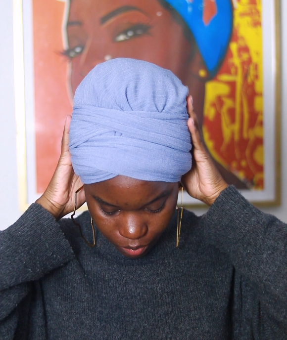 Bonnet/Turban ajustable bleu clair doublé en satin "Lia" - Taille standard