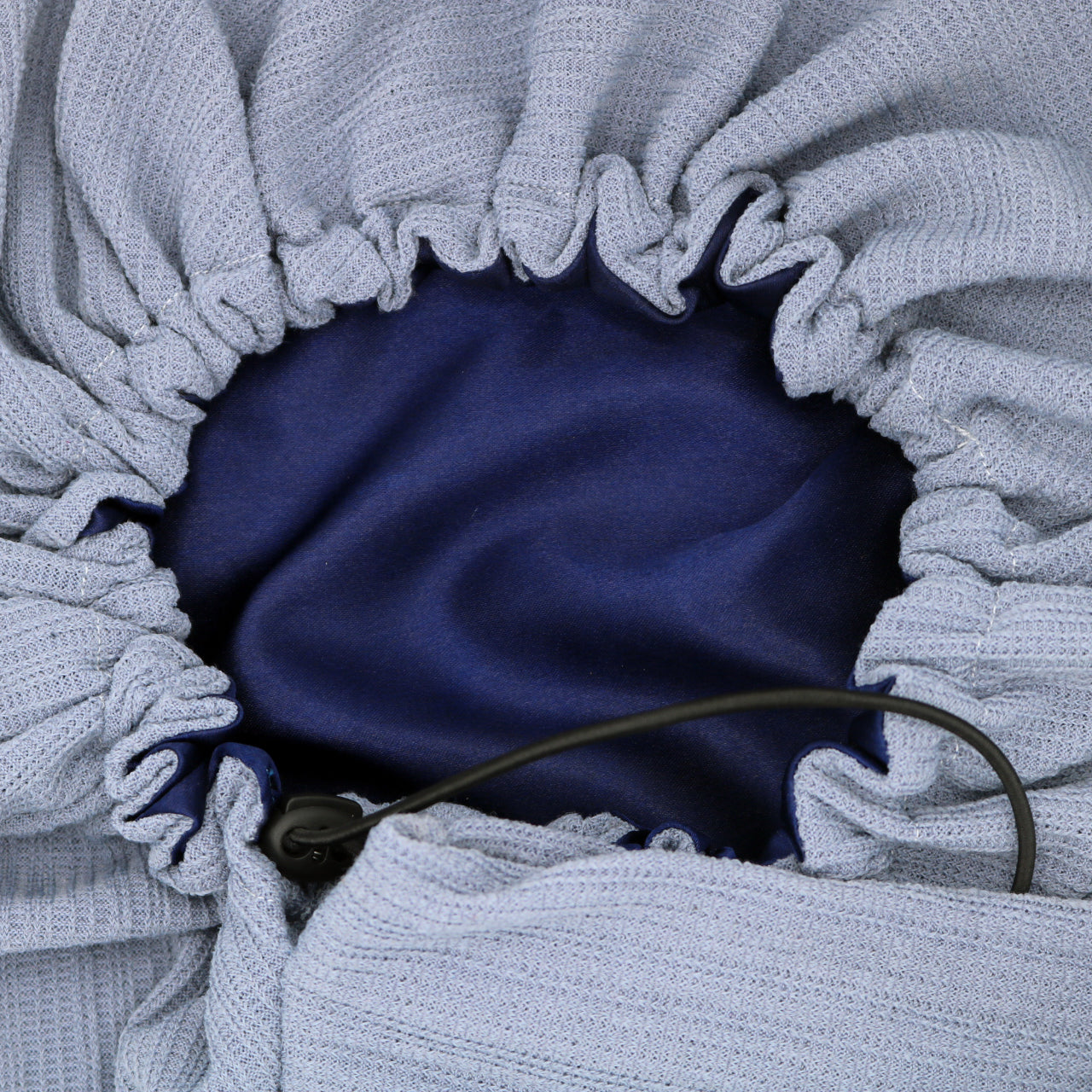 Bonnet/Turban ajustable bleu clair doublé en satin "Lia" - Taille standard
