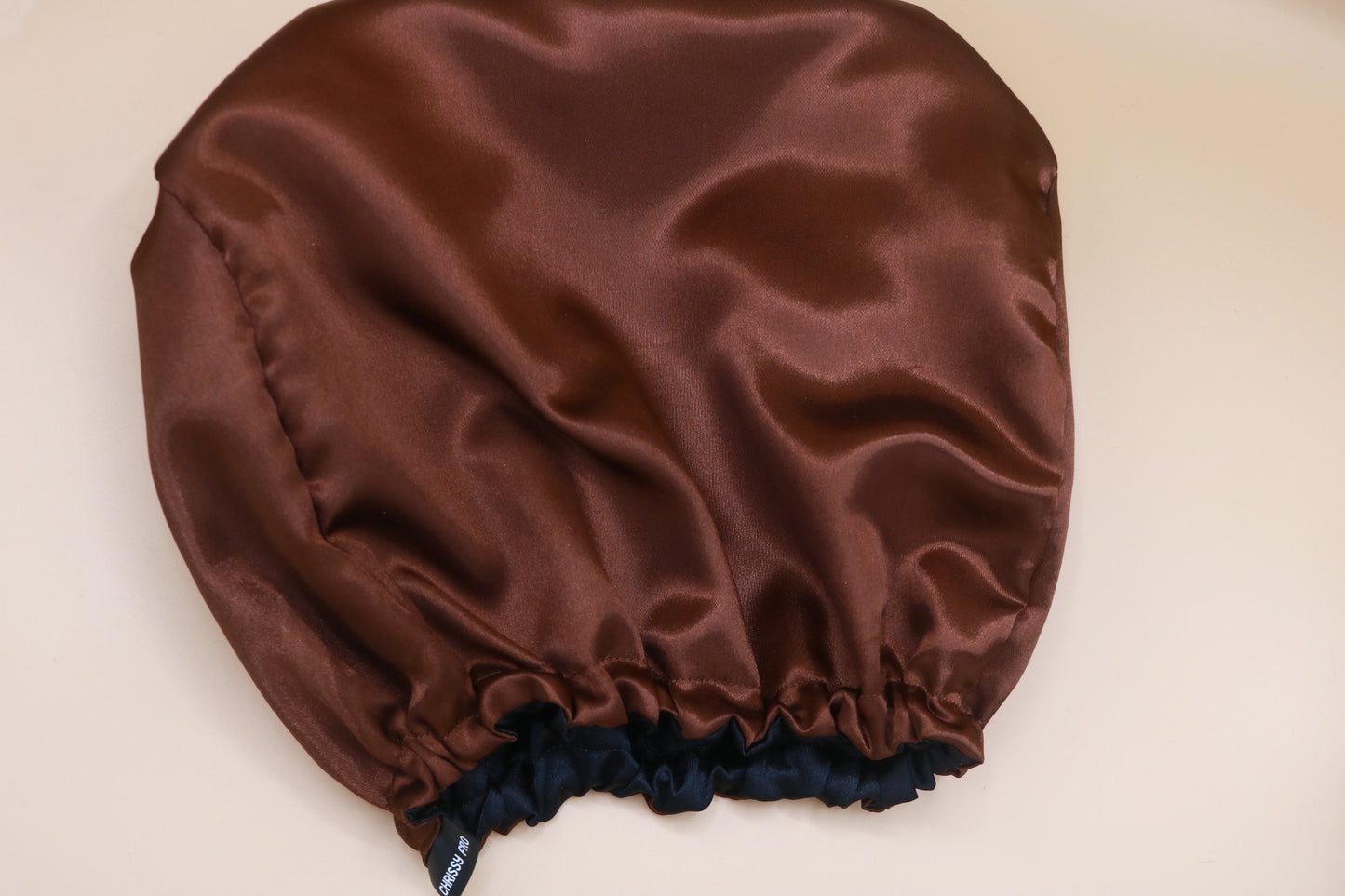 Housse d'appui-tête en satin réversible pour voiture Ebony noire/marron - Universelle (L.20 x l.30 x P.12 cm)